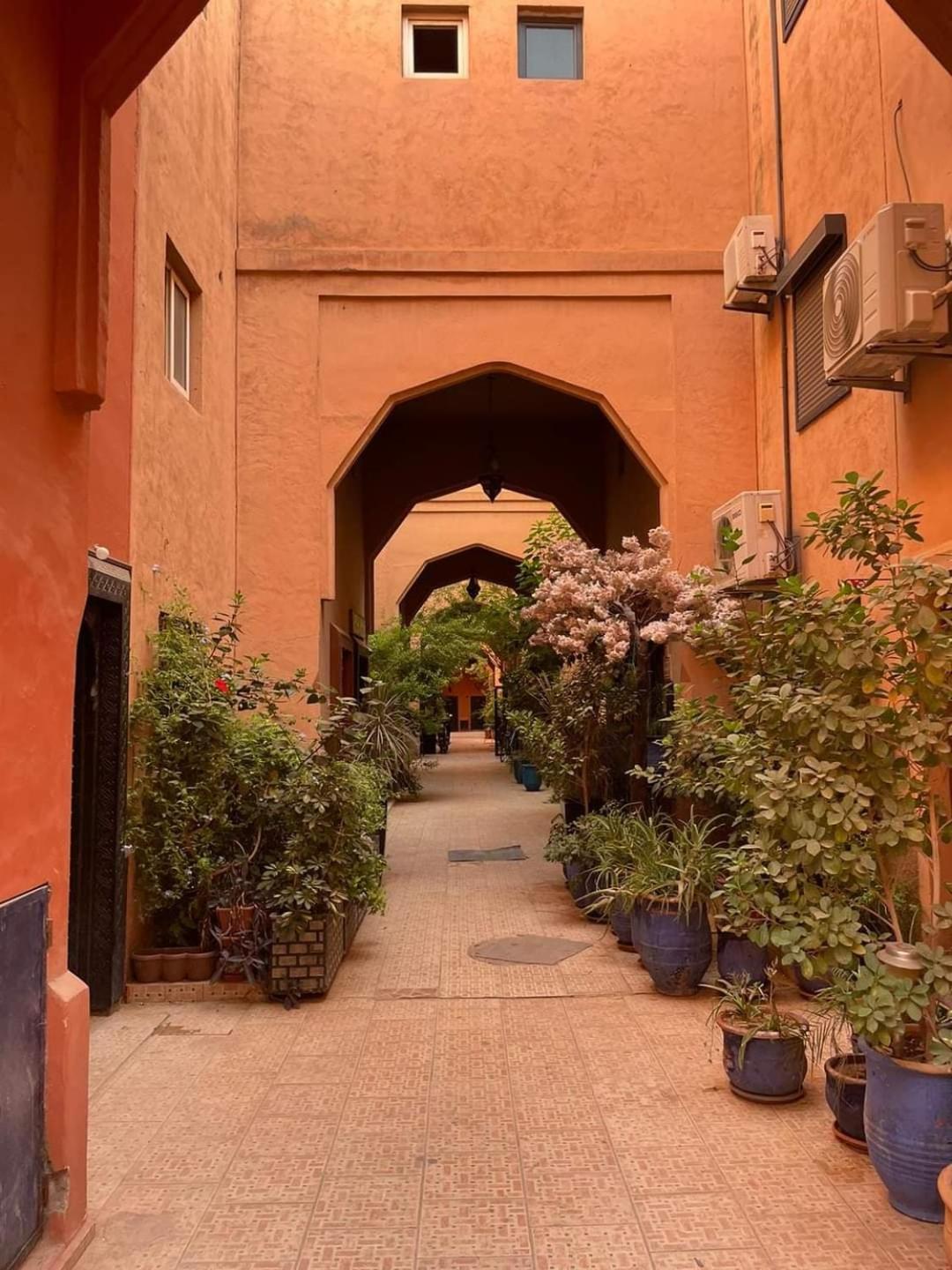 Riad Le Shams Marrakesh Bagian luar foto